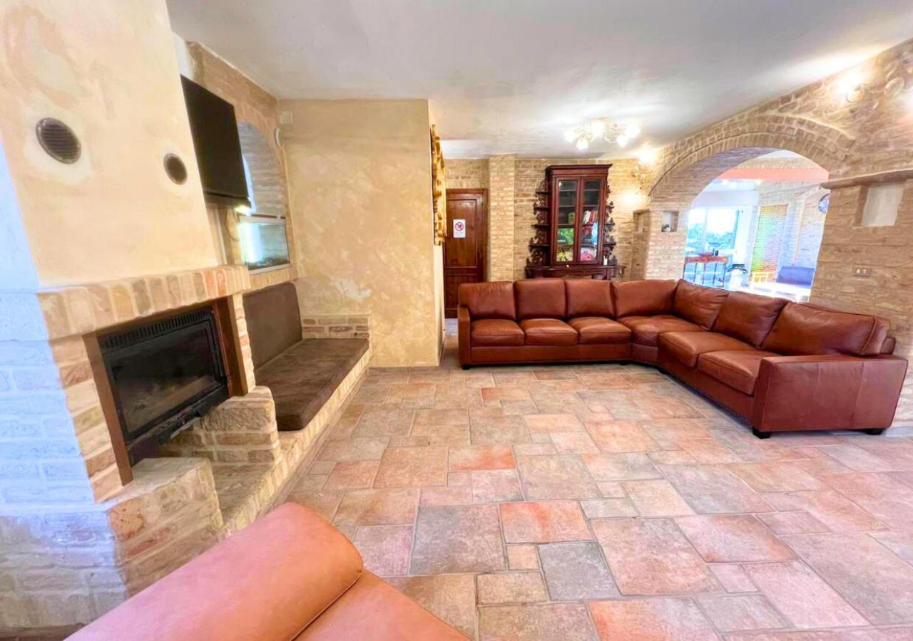 Villa Quadrifoglio Potenza Picena Kültér fotó